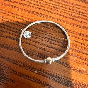 Cape Cod 8.5 Elegant Silver Bangle Bracelet with Gold Ball